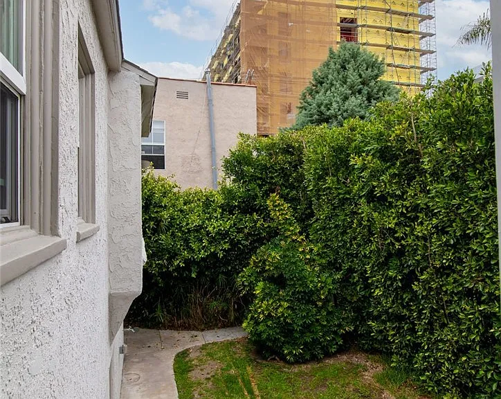 1418 Ellsmere Ave — Photo 19