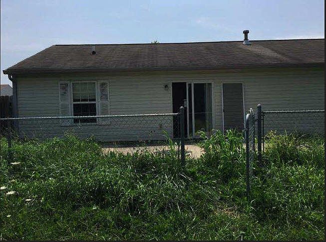 2nd image of 1042 Highpointe Blvd