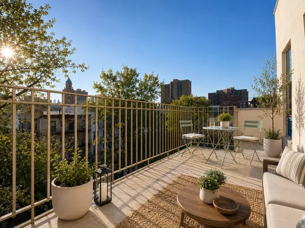 528 East 6th Street image 1 of 13
