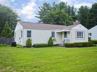 323 Southwick Rd, Westfield, MA 01085