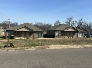 300 E 17th St, Ada, OK 74820