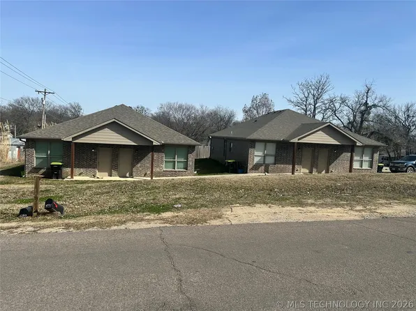 300 E 17th St, Ada, OK 74820