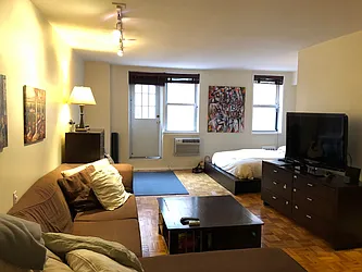 Rented by Cooper & Cooper Real Estate