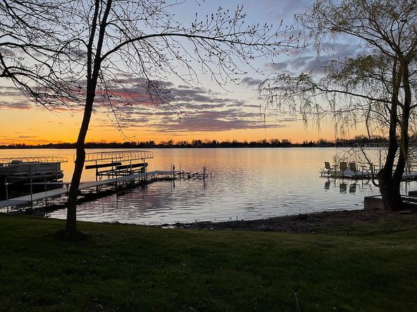 2150 Edgewater Dr, Gary, SD 57237