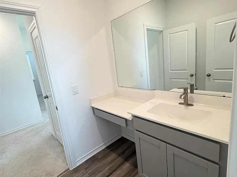 15826 Dove Hollow Dr — Photo 16