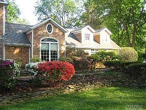 2nd image of 5 Woodvale Ln