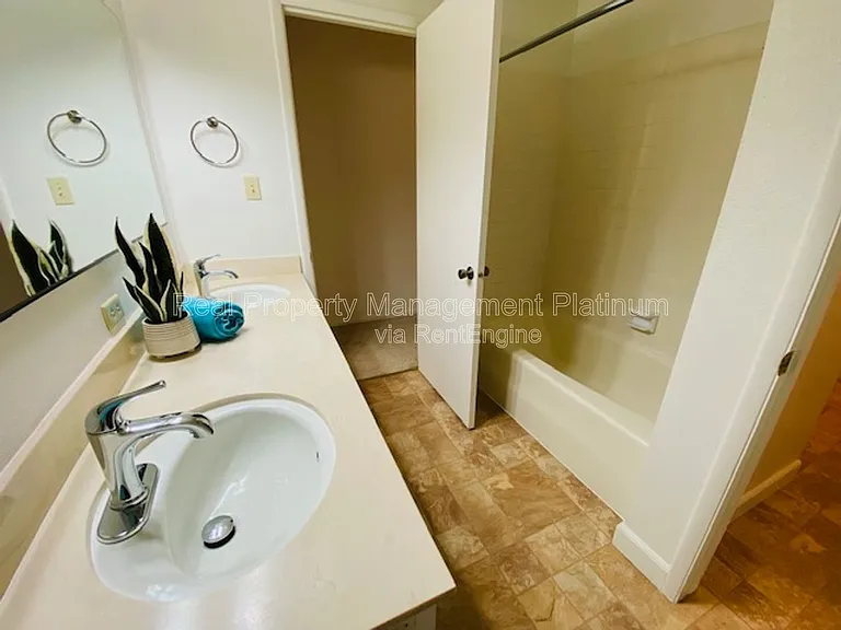 1055 W Fremont Ave — Photo 6
