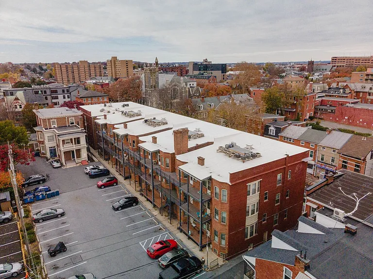 Welcome to Lancaster's First Ever Multi-Unit Apartment Building - Historic Hamilton Suites! — Photo 24