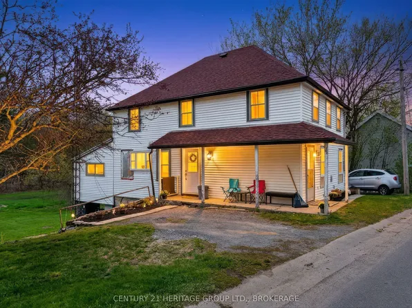 5886 Wilmer Rd, South Frontenac, ON K0H 2L0