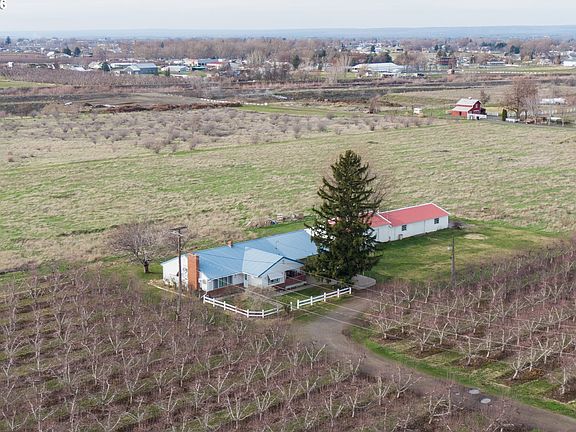 5th image of 84488 Eastside Rd