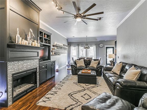 4th image of 605 Katelyn Ln