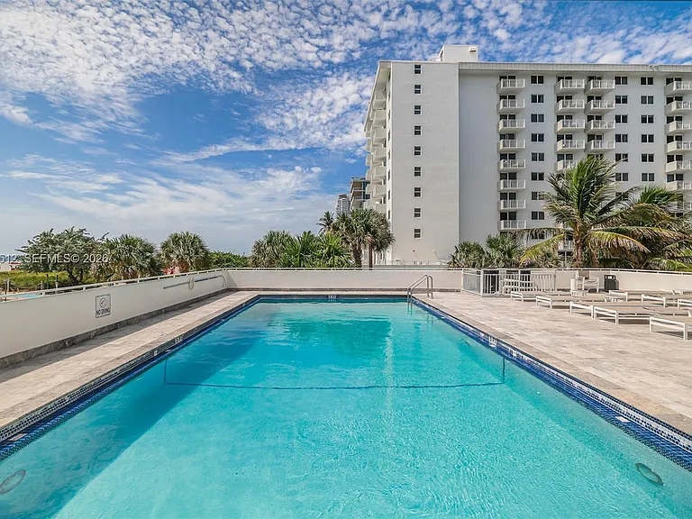 401 Ocean Dr #602 — Photo 27