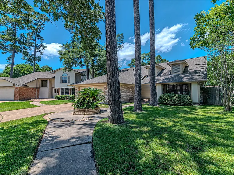 18506 Creekfield Ct — Photo 3