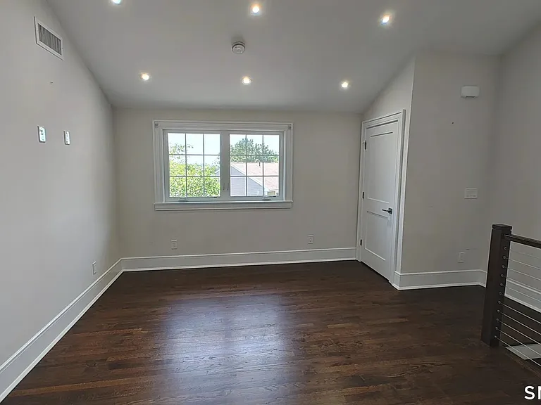 38 Poe Ct #38 — Photo 7