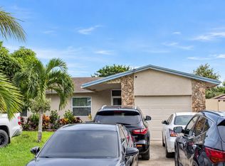 7526 SW 8th Street, North Lauderdale, FL 33068