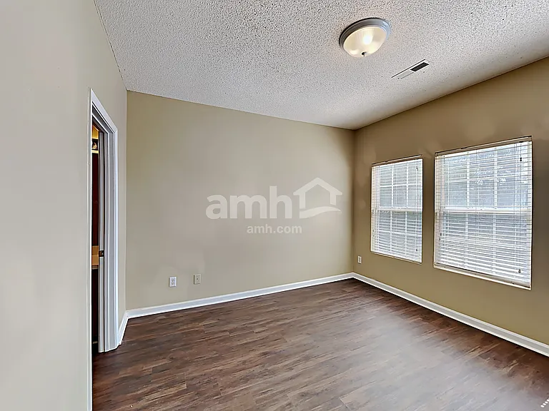 116 N Honey Springs Ave — Photo 11