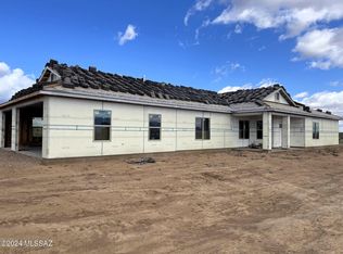 9513 Caballero Loop, Hereford, AZ 85615