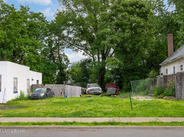 2929 Dumesnil St, Louisville, KY 40211
