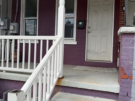 2nd image of 105 Ruth St