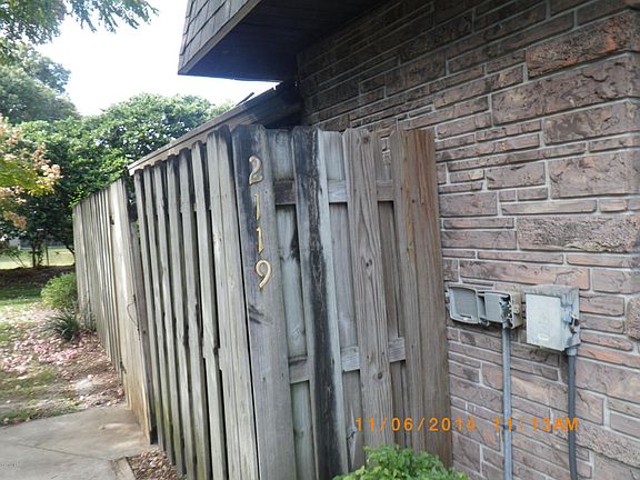 3rd image of 2119 Harrison St