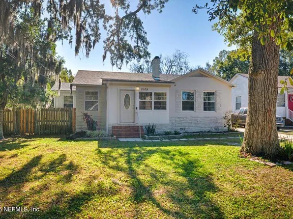 8109 OAKWOOD Street, Jacksonville, FL 32208