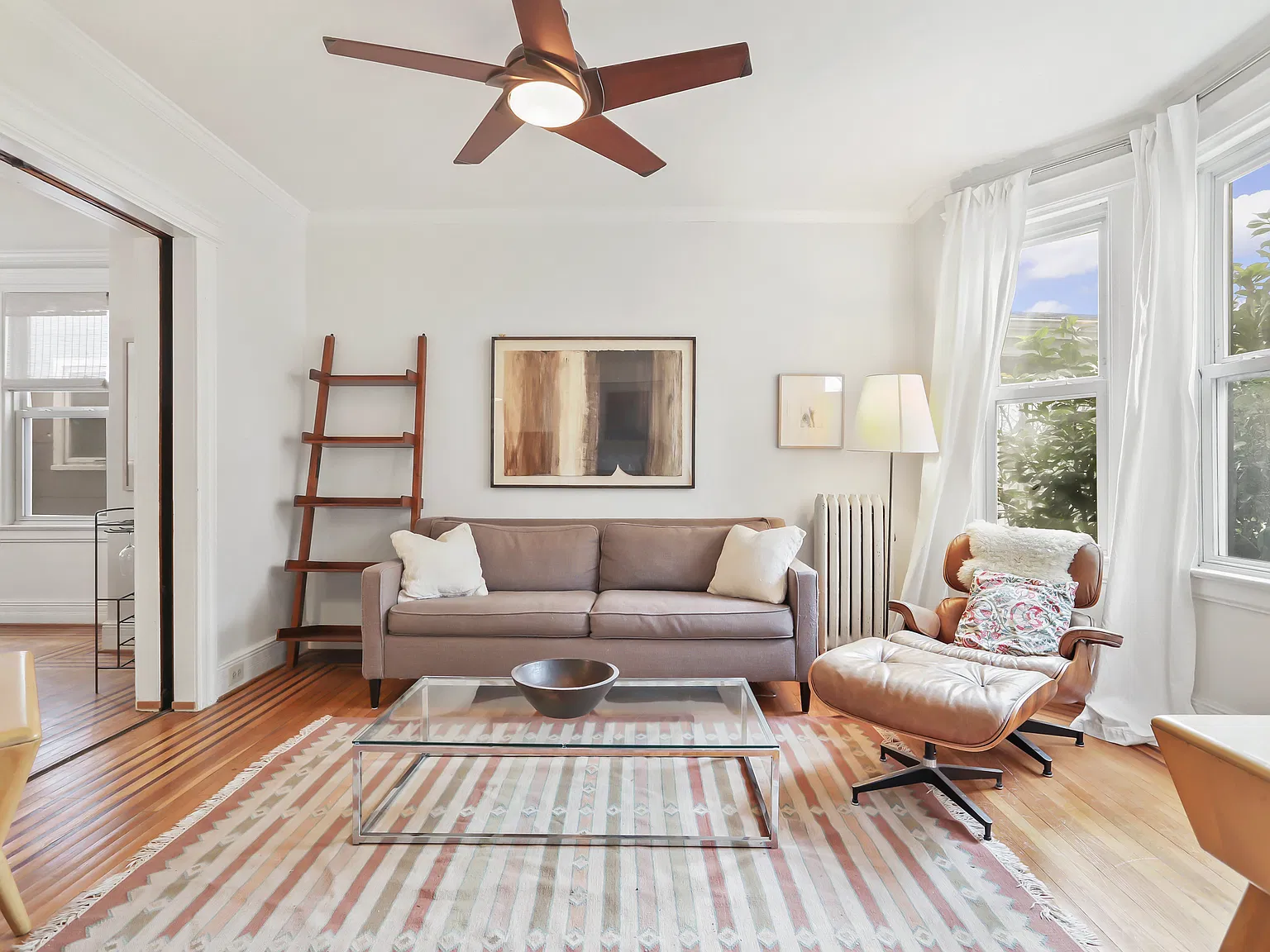 4 bed, $4,950 — Photo 4