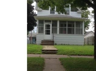970 Jessamine Ave E, Saint Paul, MN 55106