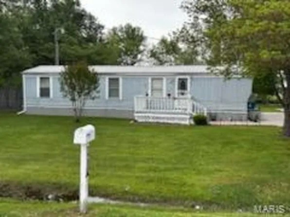 19871 Sample Ln, Advance, MO 63730