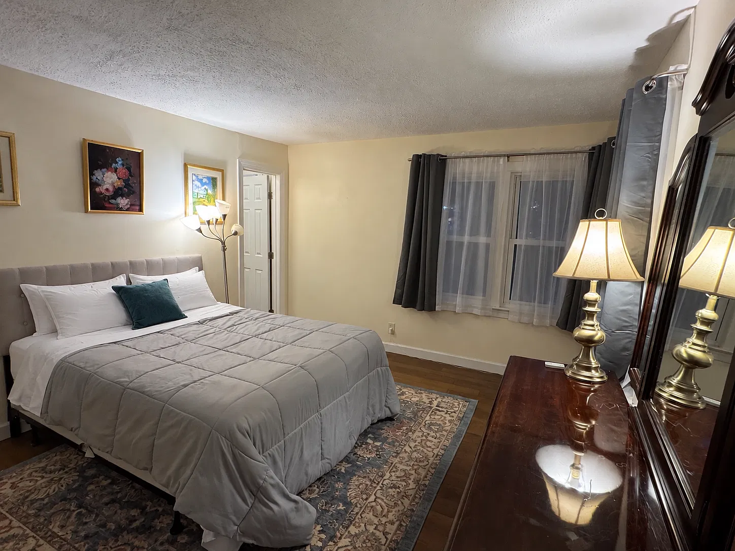 3 bed, 1600 sqft, $1,200 — Photo 3