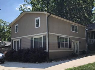 1086 Park West Dr, Charlotte, NC 28209