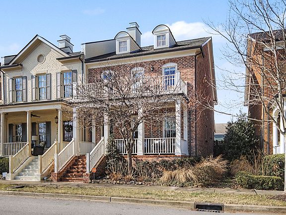 2nd image of 1375 Eliot Rd