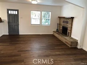 2 bed, 900 sqft, $3,100 — Photo 3