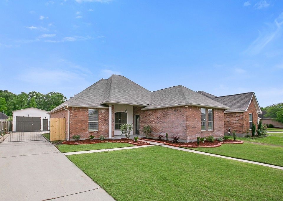 British market  12613 England Ave, Baton Rouge, LA 70814 | Zillow