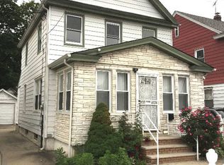 11052 199th St, Saint Albans, NY 11412