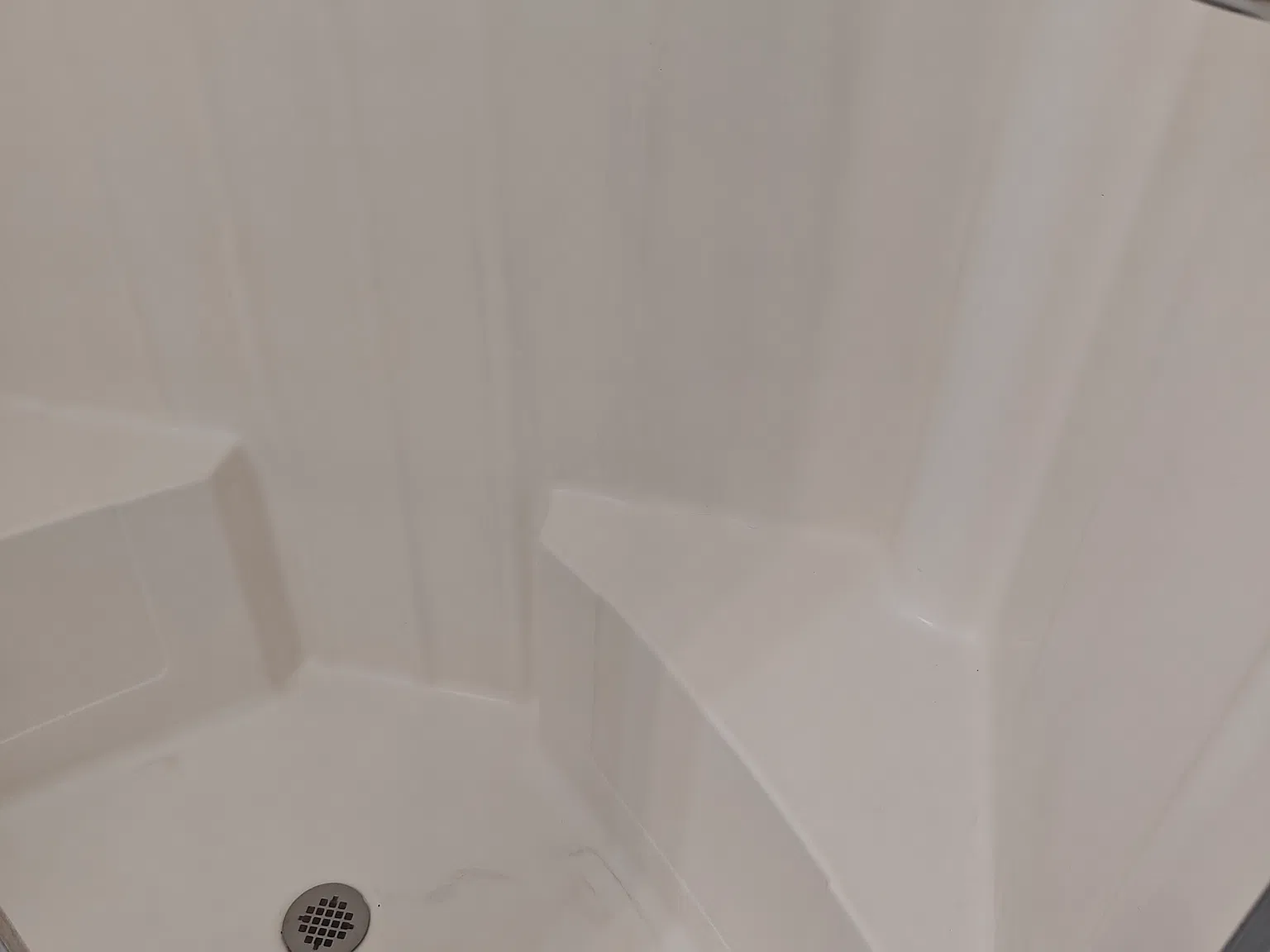 3 bed, 1500 sqft, $2,200 — Photo 3