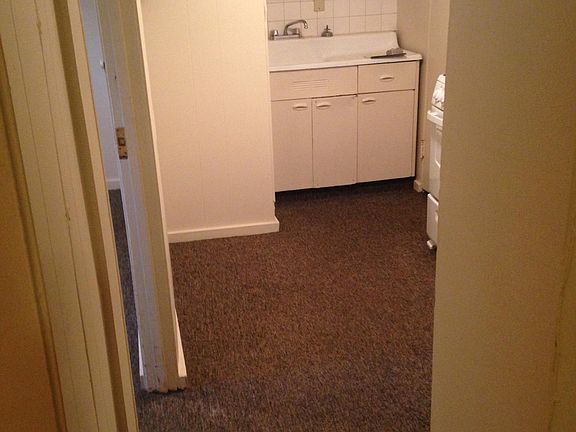 3rd image of 714 5th St #1