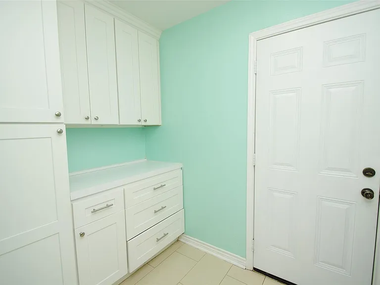 11511 Creekhurst Dr — Photo 14