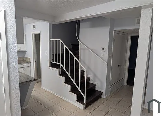 3 bed, 1445 sqft, $1,650 — Photo 3