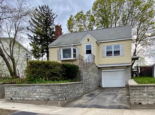 6 Rena St, Worcester, MA 01604