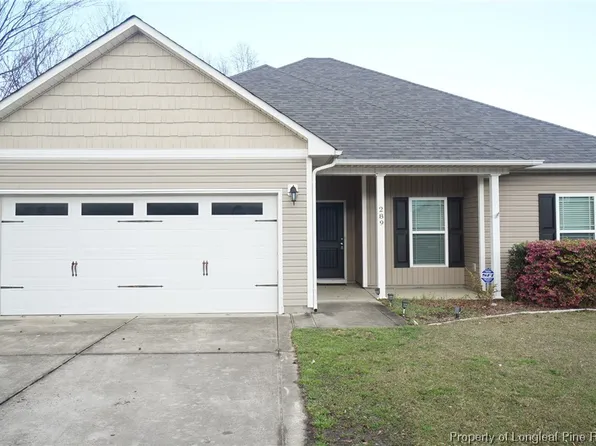 289 Hogart St, Raeford, NC 28376
