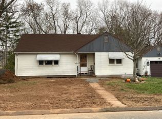 464 Hunting Hill Ave, Middletown, CT 06457