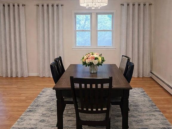 5th image of 56 Wylde Road