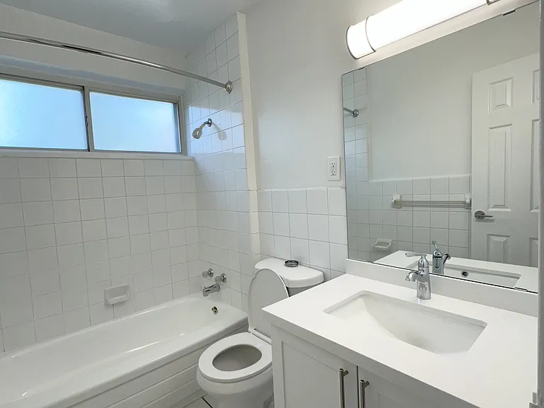50 East St #408 — Photo 6