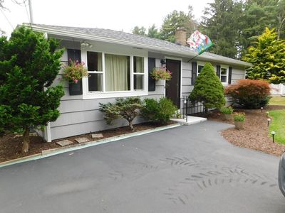 1204 Blossom Rd, FALL RIVER, MA, 02722