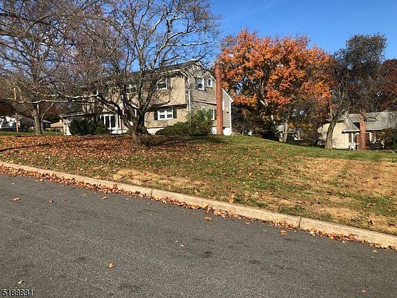 3rd image of 14 Parker Ave