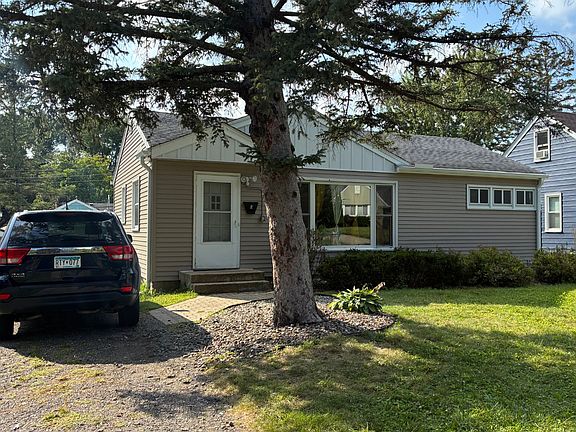 2nd image of 3420 Aquila Ave S