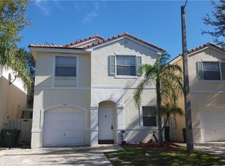 4055 Treetops Rd, Hollywood, FL 33026