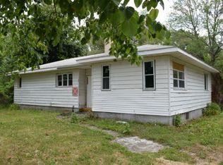 288 N Greece Rd, Hilton, NY 14468