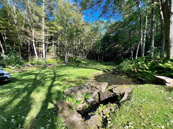 253 Garvin Hill Road, Hartland, VT 05048
