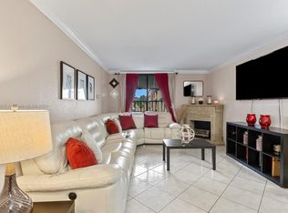 Las Estrellas, Hialeah, FL 33014